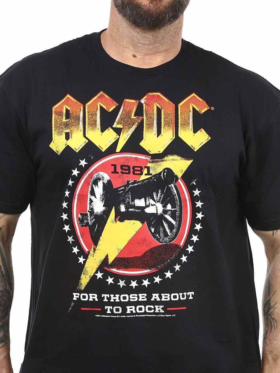 AC DC 1981 T-shirt black_1.JPG