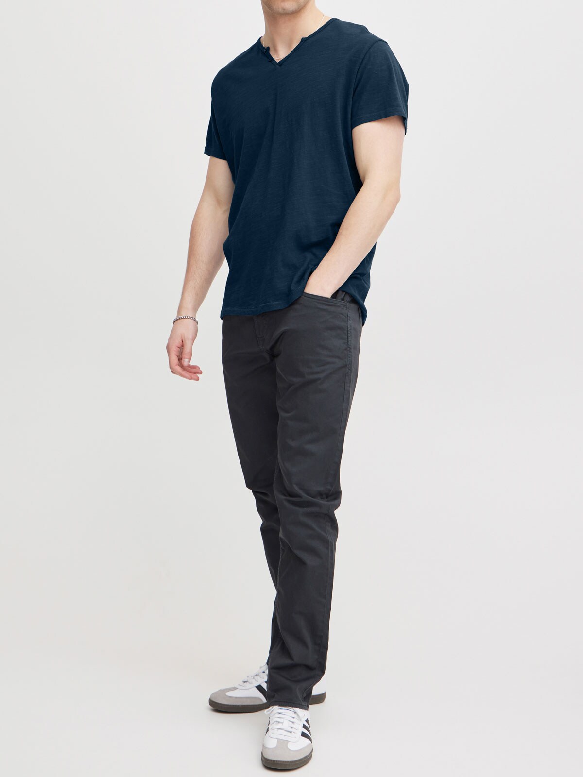 Aston Blend T-shirt Dark Blue_4.jpg