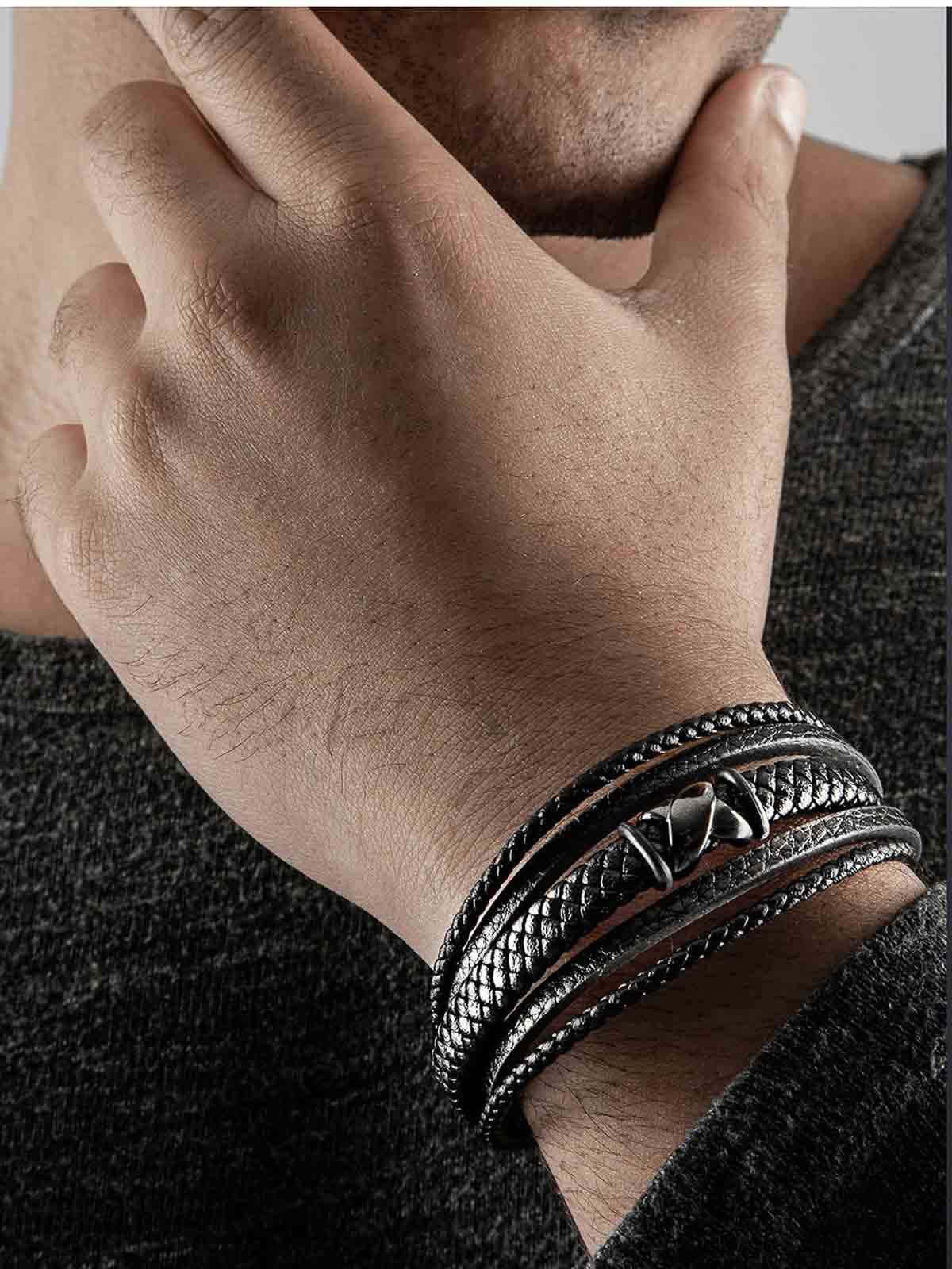 B030-black 3.jpg