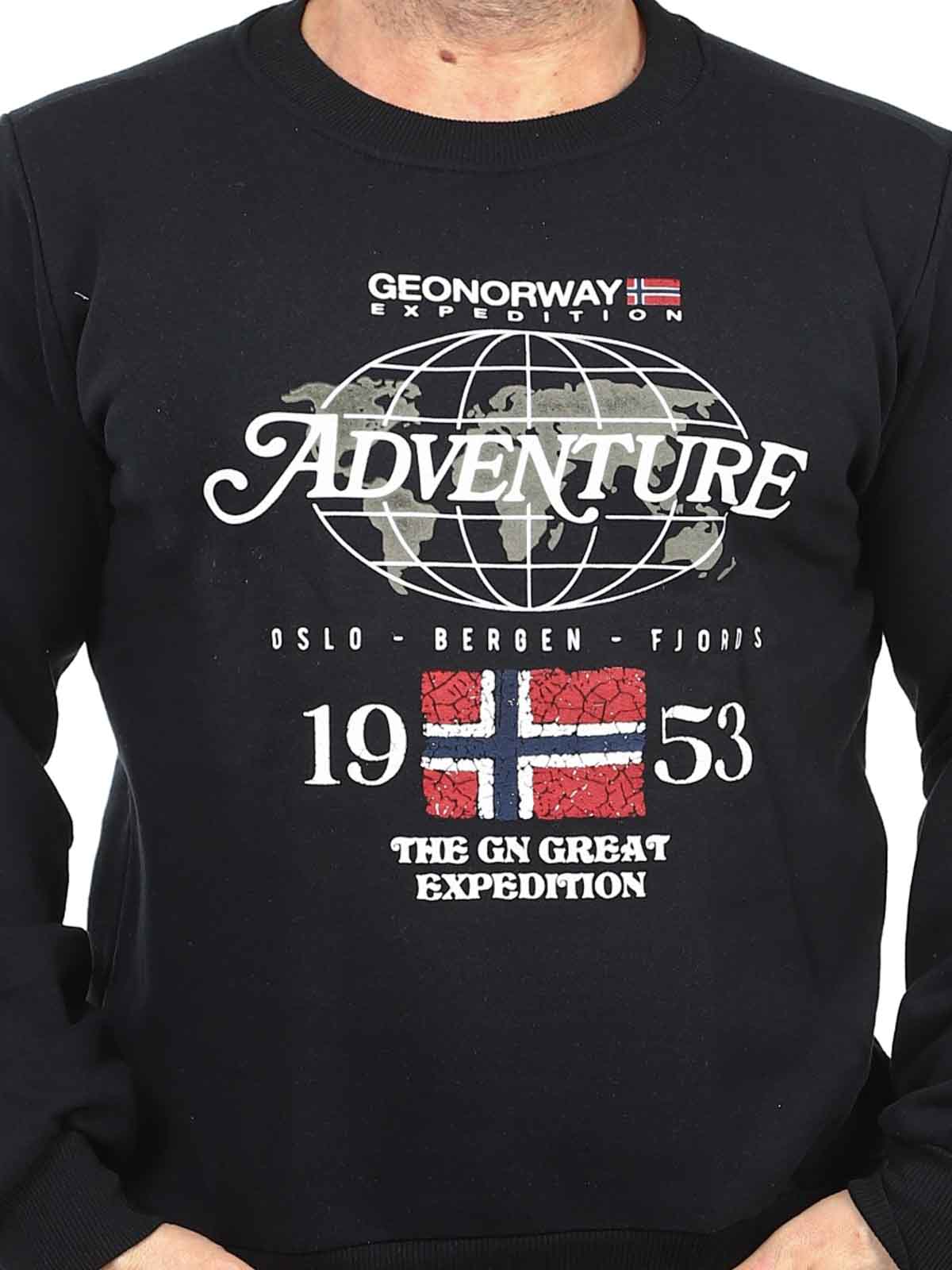 Geographical Norway Golkovitz Black_2.jpg