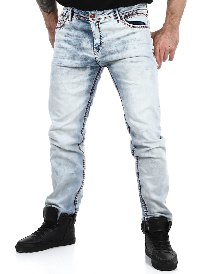 Light Blue Jeans_4.jpg