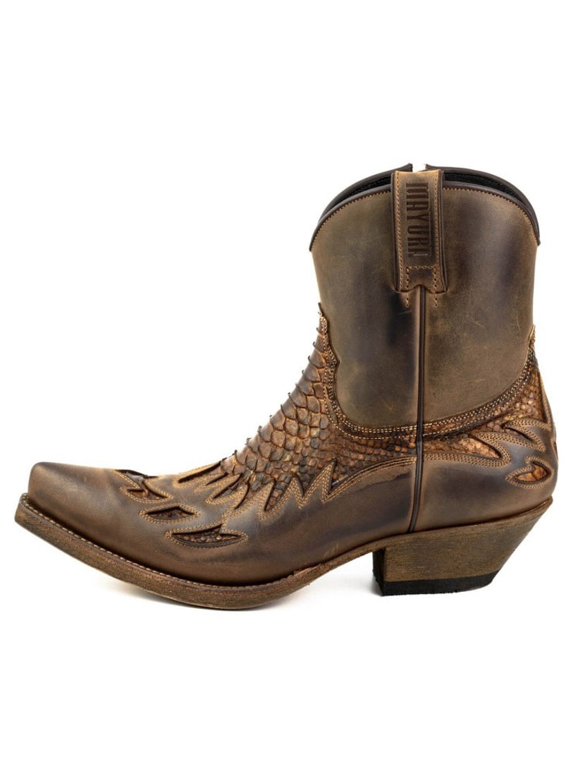 Mayura 12 Boots - Crazy Old Sadale_2.jpg