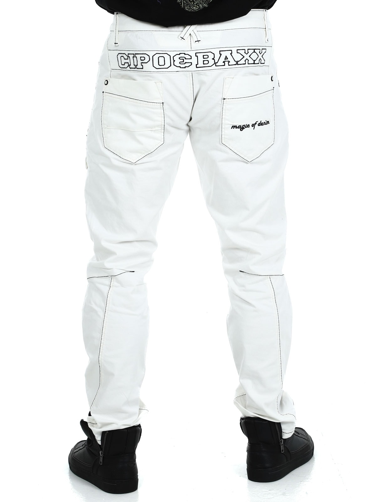 MonzaJeans-White2024_7.jpg
