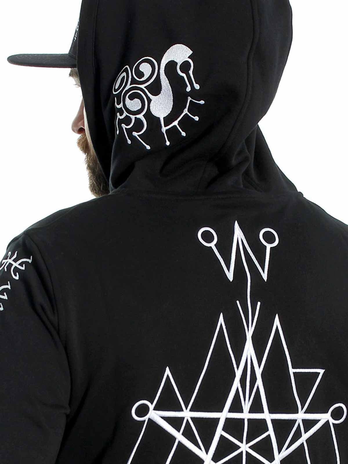 SE_D-ON-SU23-M-ZIP03-black_13.JPG