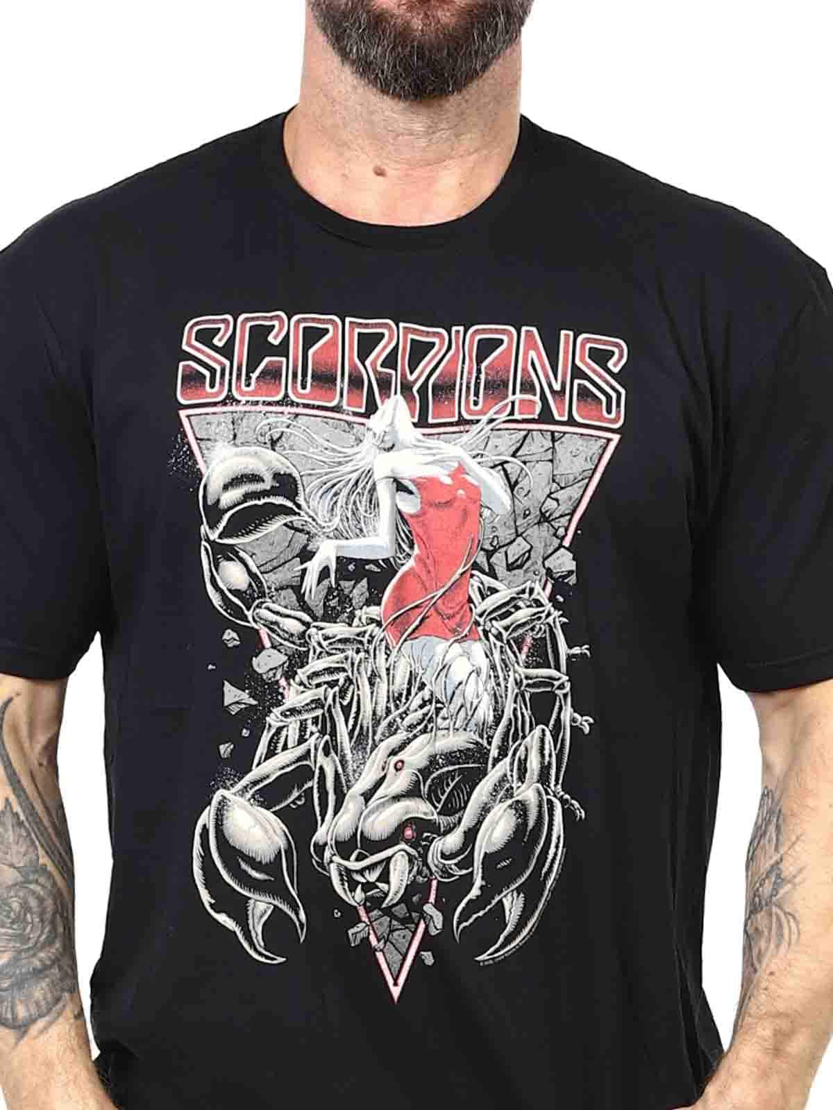 Scorpions Hurricane T-shirt - blaCK_1.jpg