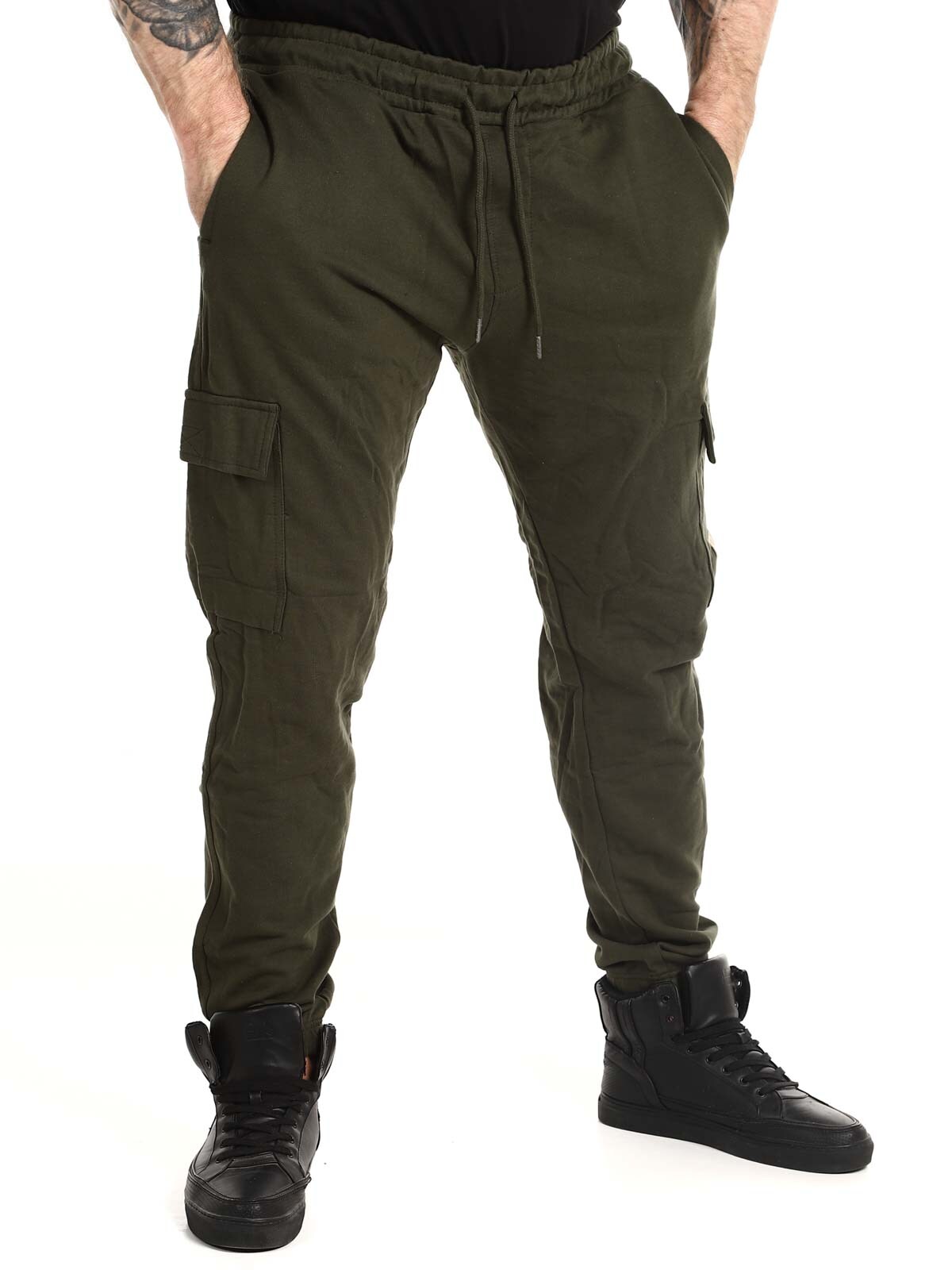 Skyline_CargoSweatpants_green_2.jpg