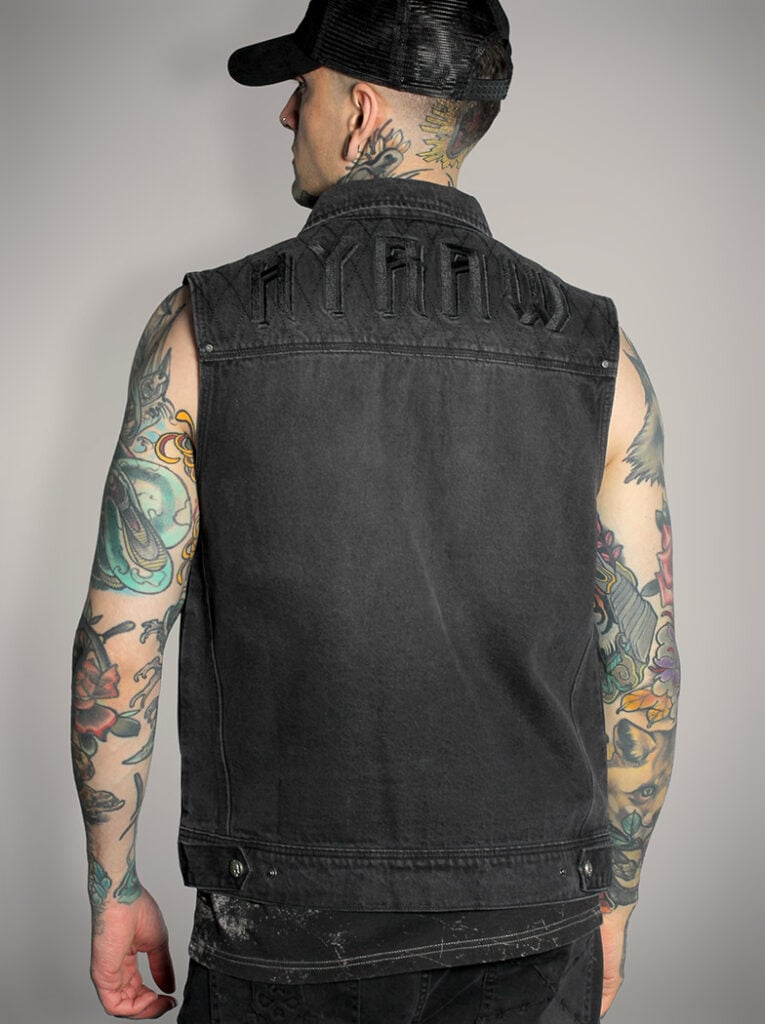 UNDYING sleeveless jacket 2.jpg
