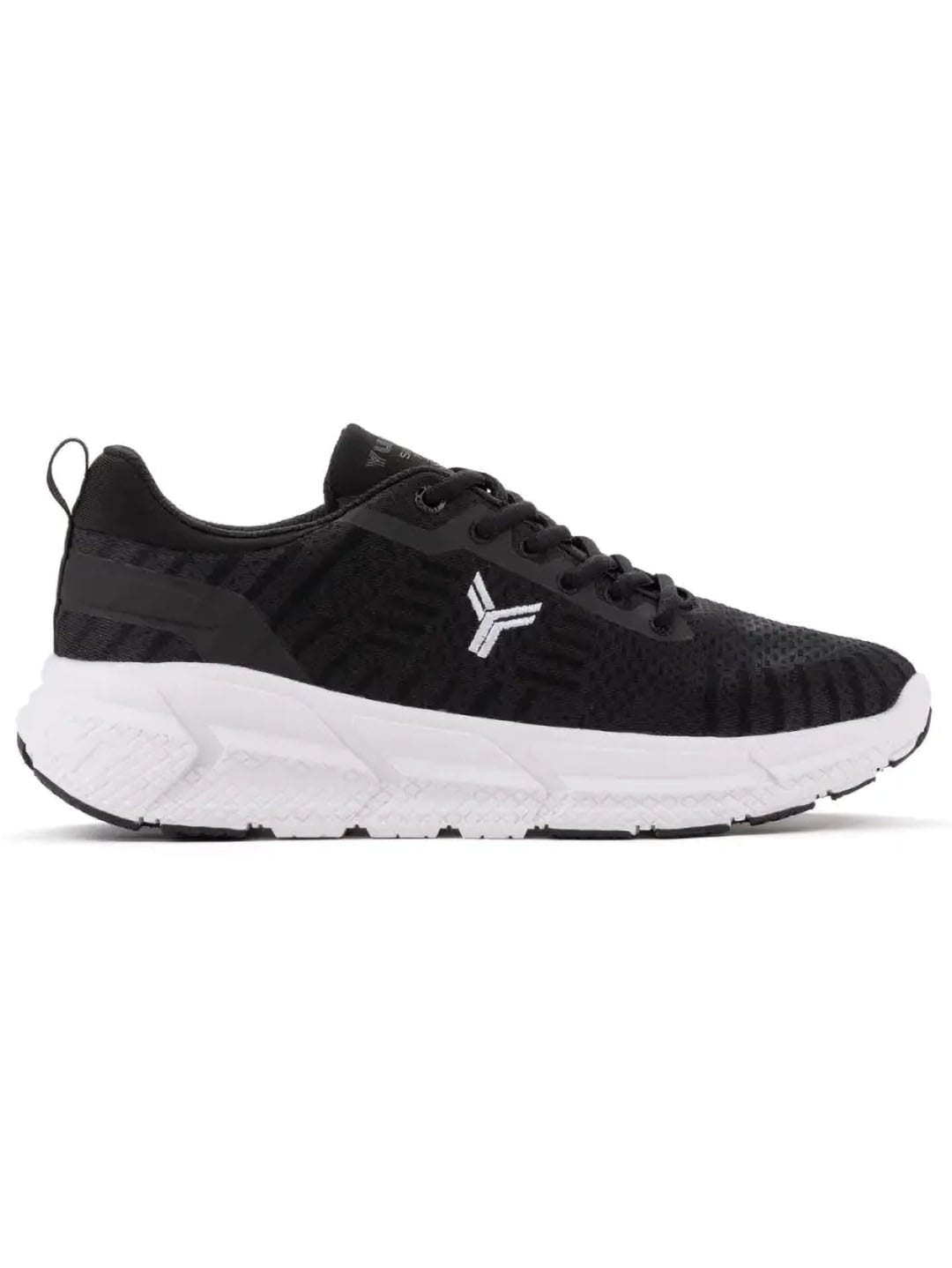 Yumas Trivor Sneakers.jpg