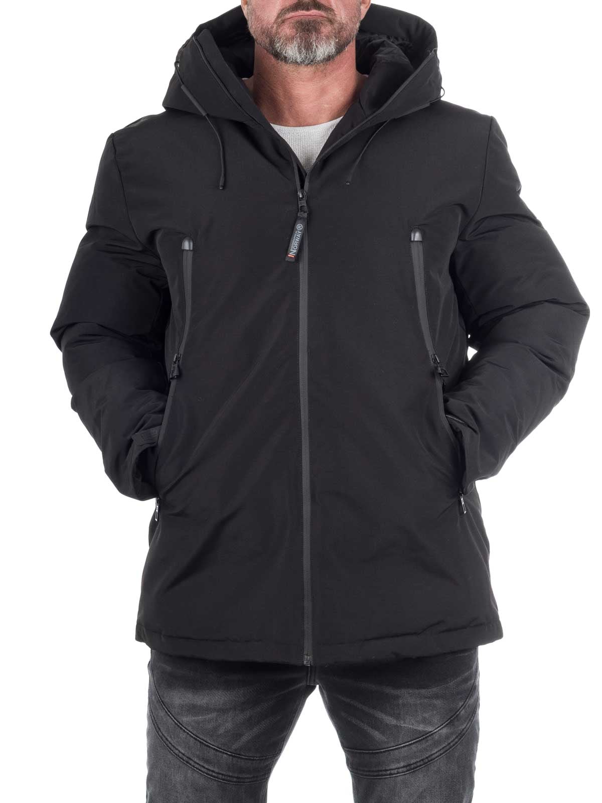 cedric Geographical norway Black _3.jpg
