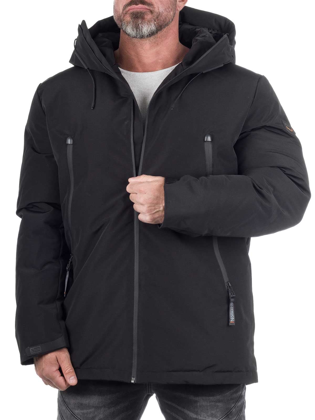 cedric Geographical norway Black _7.jpg