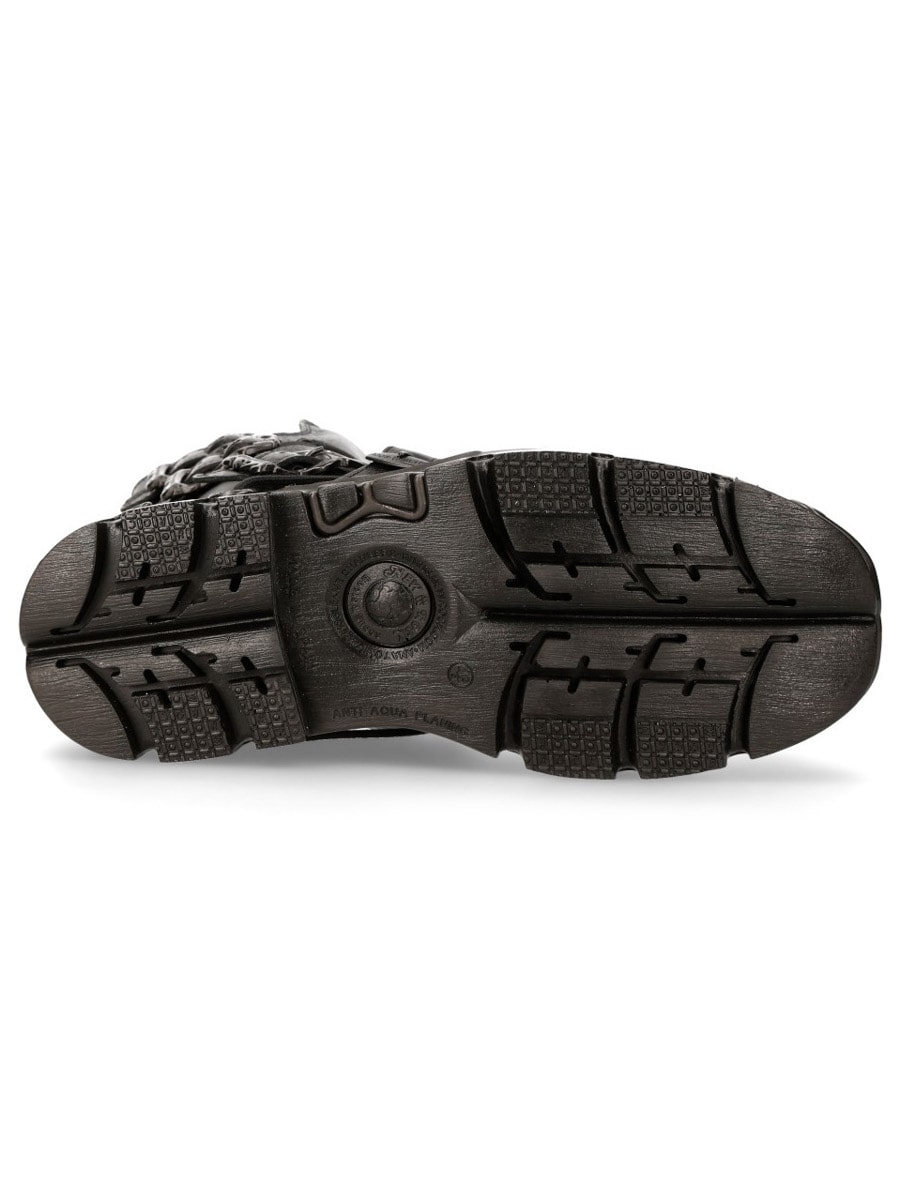 new rock reactor black 8.jpg